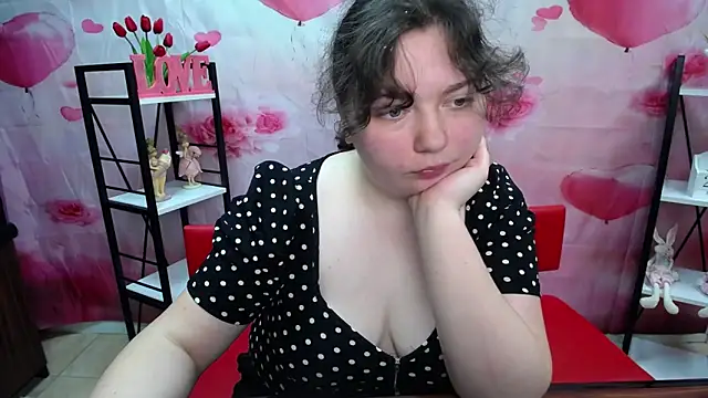 Chat +18 de NeonilaLisova ao vivo