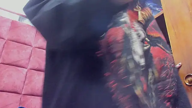 XXX chat uživo modela DAKOTALUCIFENA