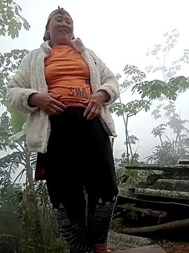 Chat +18 de kalara_kail ao vivo