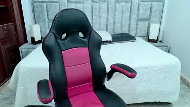 laureentt_ Live XXX Chat