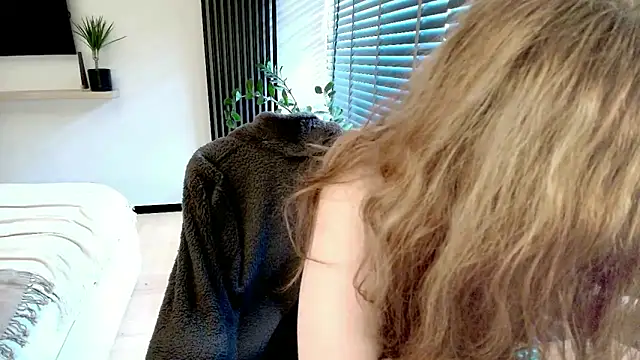 Peachy_ Chat XXX in diretta