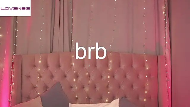 AlisonStormy Chat XXX in diretta