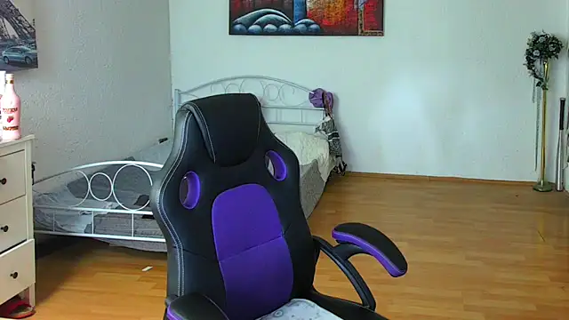 Sylly 现场XXX聊天