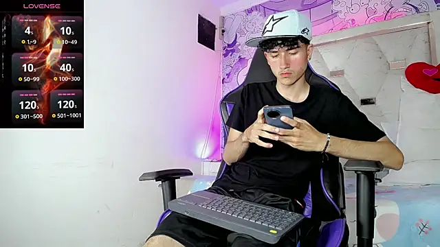 johnny_cagee 在線直播表演