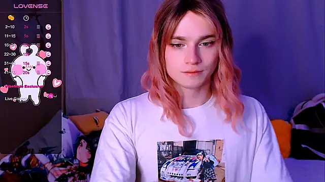 Alice_Hells Show in webcam