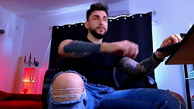 MightyAaron66 라이브 XXX 채팅