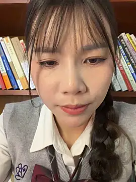 Fire-18のライブXXXチャット