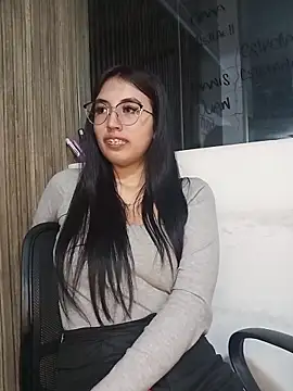 Valk_submissive élő XXX-chatje