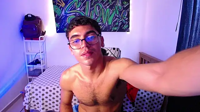 __TidalStormX Show in webcam