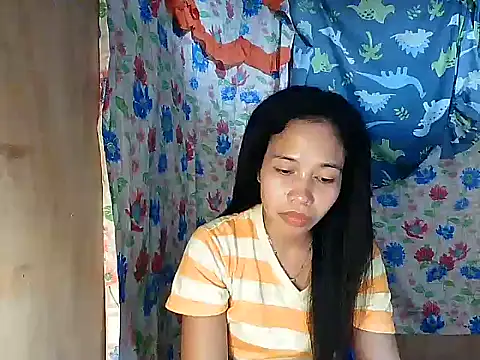 PinaySkinnyGirl live XXX chat