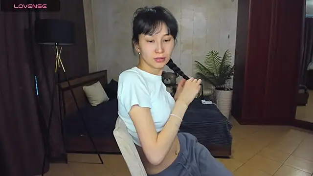 SheilaRareのライブXXXチャット