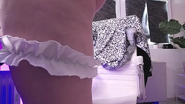 Živý XXX chat LeiaCrane