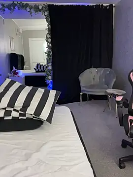 SelenaDaze 现场XXX聊天