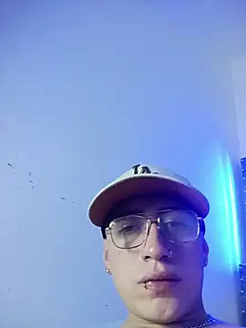 Emmanuel_Lust's Live XXX Chat