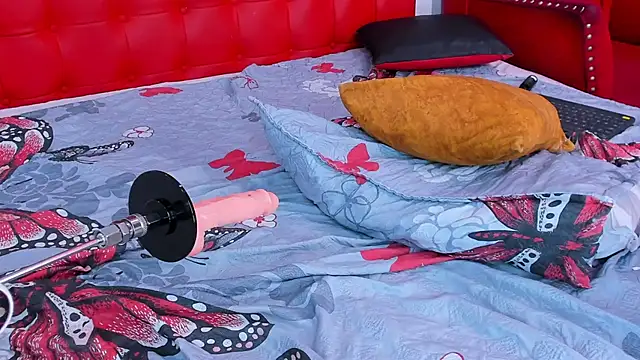 Pokazy przed kamerką – Zoe__smiith