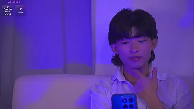 angel_yuhogg's Webcam Show