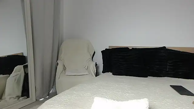 Layla23a's Live XXX Chat