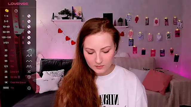 Czat XXX na żywo – velvet_cherry_