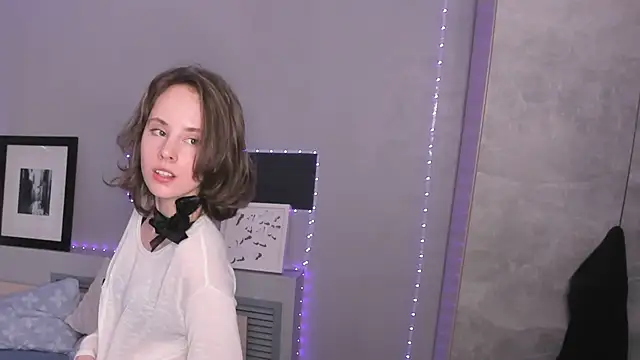 CrystaLeah Chat XXX in diretta