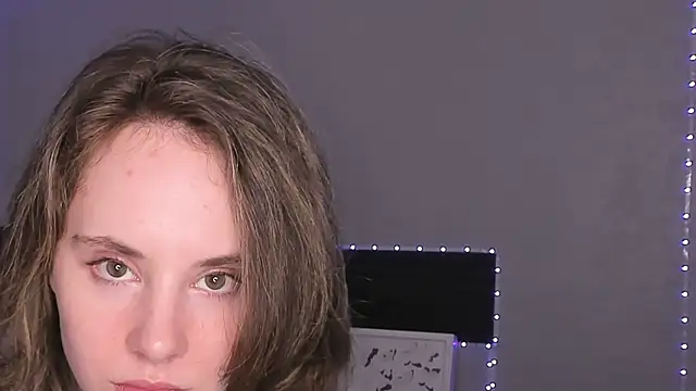 Chatroom XXX en direct de CrystaLeah