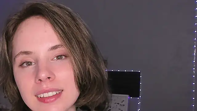 Chatroom XXX en direct de CrystaLeah