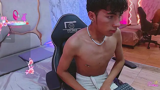 osamu_tay Webcam show