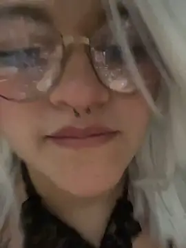 Chat XXX en directo de Sophia_Weest99