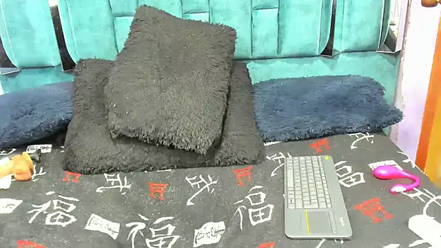 Chat +18 de ARTEMISAKIM ao vivo