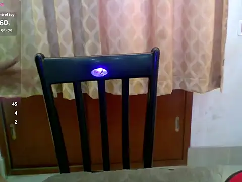 Chat XXX en directo de Teekhi_mirchii