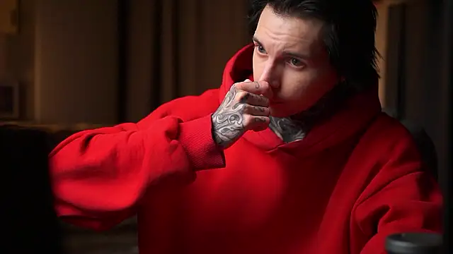 mr-capitalist élő XXX-chatje