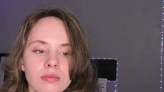 CrystaLeah Adlı Modelin Canlı XXX Sohbeti