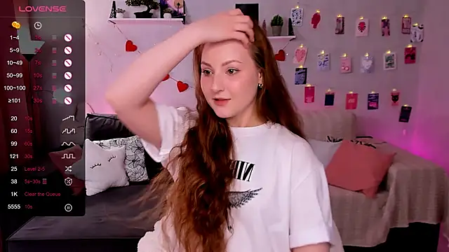 velvet_cherry_ Chat XXX in diretta