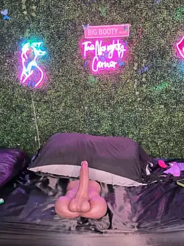 Sembang XXX Secara Langsung RenaThickAss