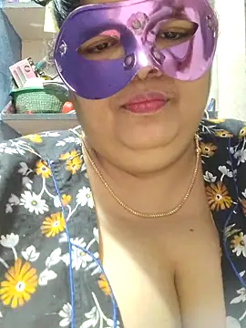 tamilthanushri – Live XXX-chat