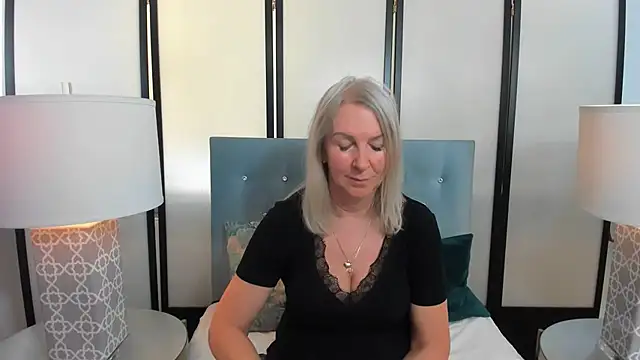 EricaTop – Naživo XXX chat