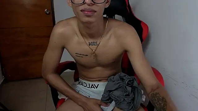 sung_yol Adlı Modelin Web Kamerası Şovu