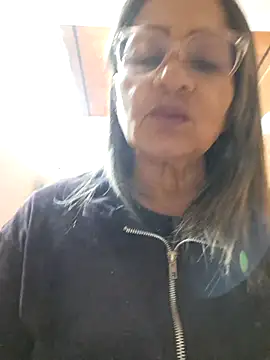 Vickyfox_ Chat XXX live