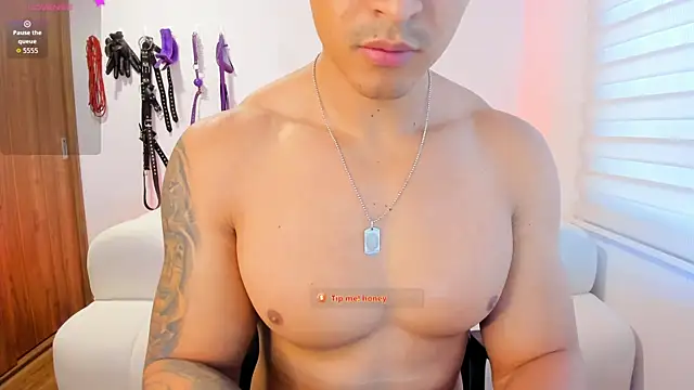 abu_dhabi_21's Live XXX Chat