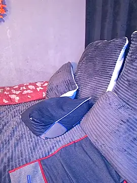 Petrossa Adlı Modelin Canlı XXX Sohbeti