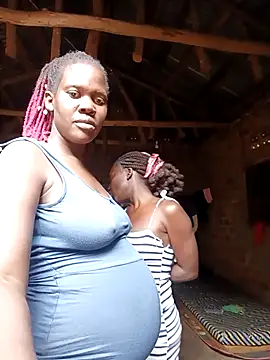 holygrail001: διαδικτυακό σόου στην κάμερα