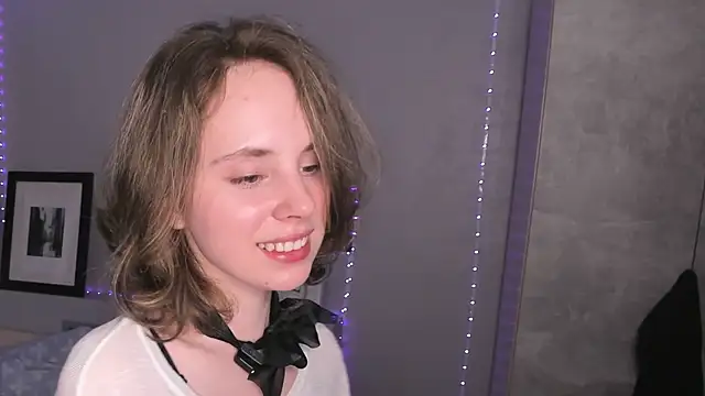 CrystaLeah's Live XXX Chat