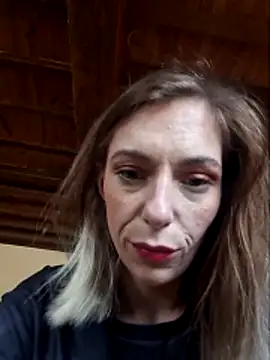 Miss_Northn Webbikameraesitys