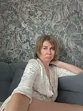 stellahere8 Live XXX Chat