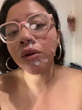 Vivi_Kvsh Chat XXX live