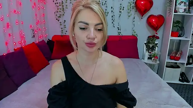 LunaBellucci's Live XXX Chat