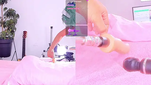 Webkamerová show revy_blacck