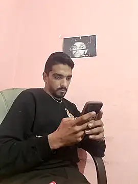 Xxxhalcon: διαδικτυακό σόου στην κάμερα