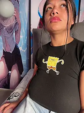 Pertunjukan Kamera Web Im_Little