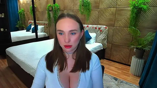 TrueReincarnationn Live XXX chat