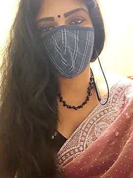 soundharya_tamil's Live XXX Chat